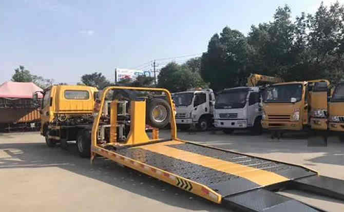 营山汽车中途维修案例